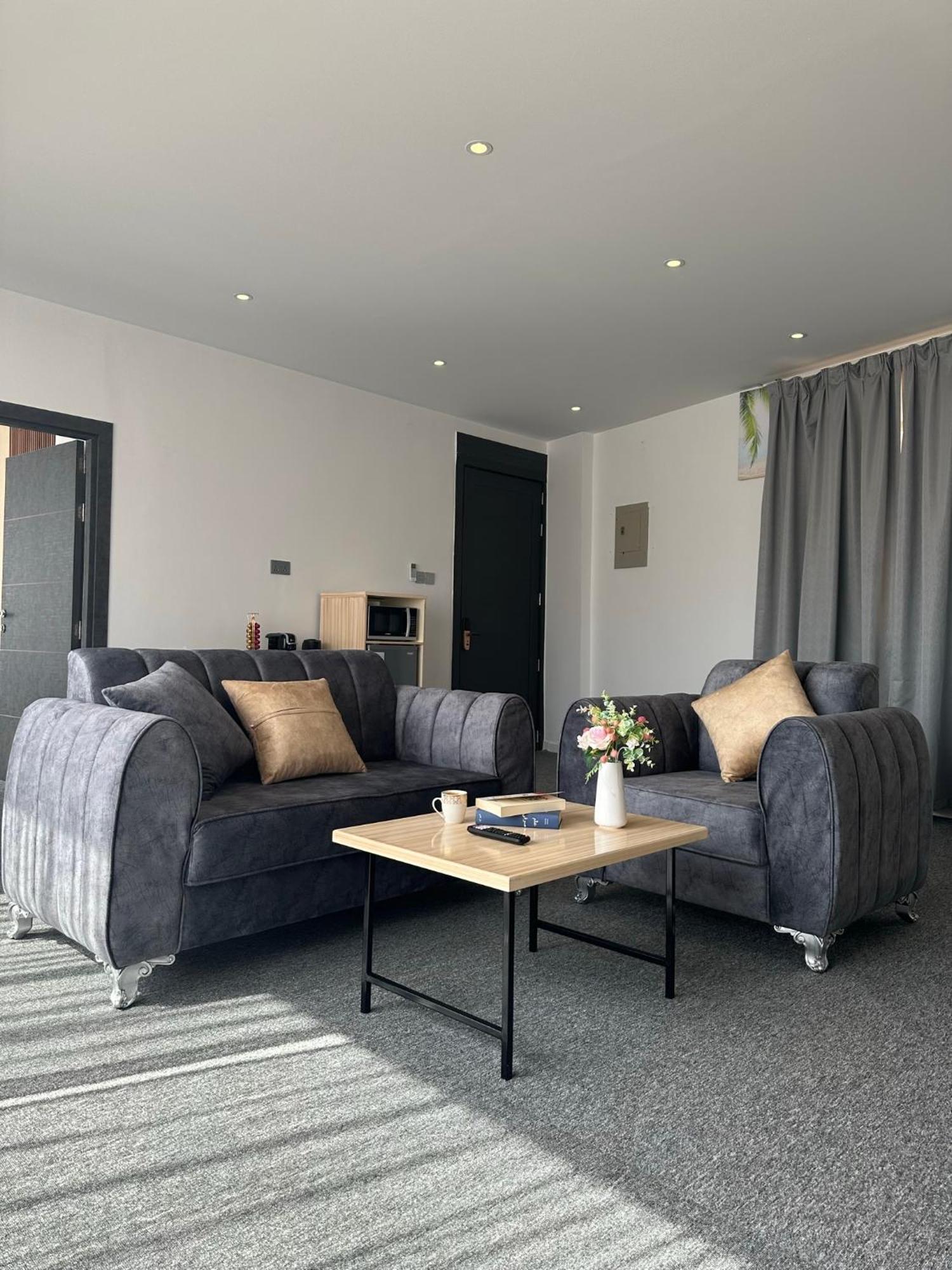 Al Atlal Apartment 尼兹瓦 外观 照片